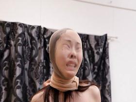 衝撃！こんな美女が！？パンスト変顔で顔面崩壊！？ サンプル動画サムネイル